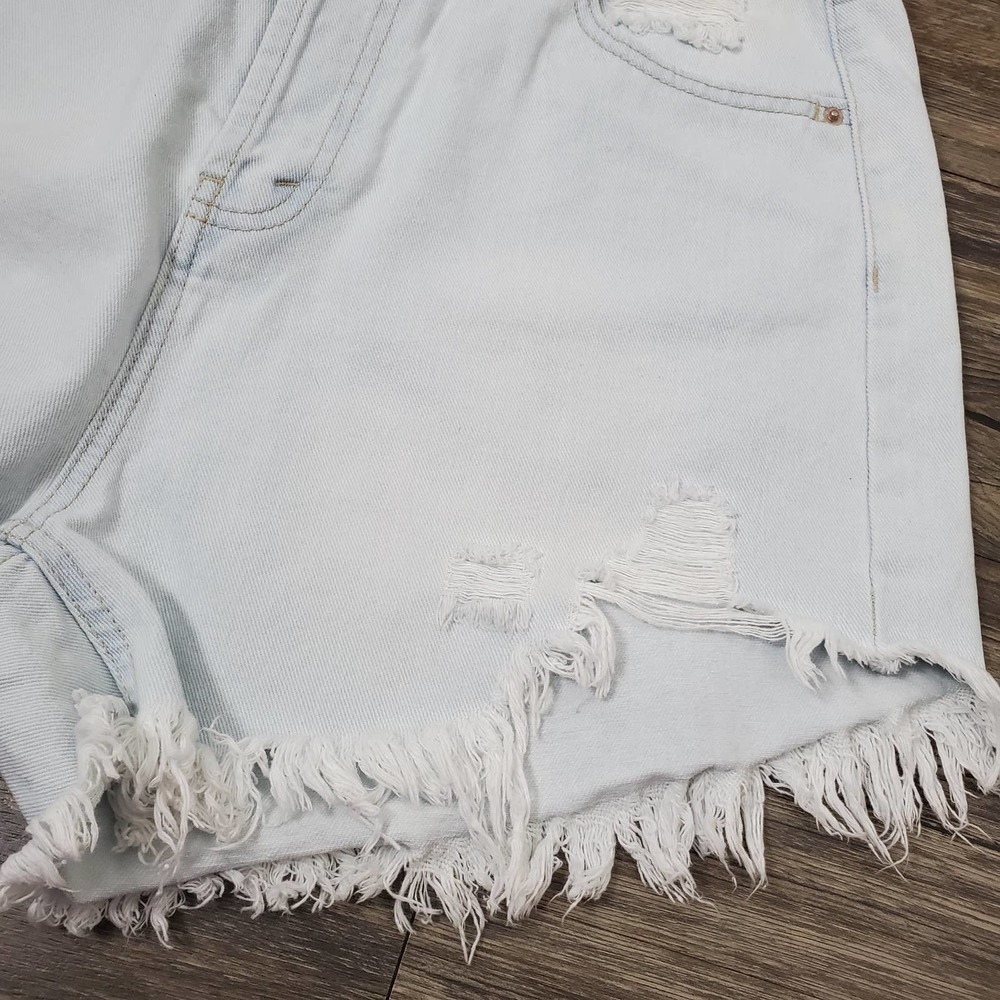Wild Fable Women Denim Raw Hem Highest Rise Jean Shorts Size 12 - Picture 5 of 9